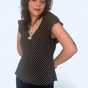 Allison Taylor Black Polka Dot V-Neck Cap Sleeve Top
